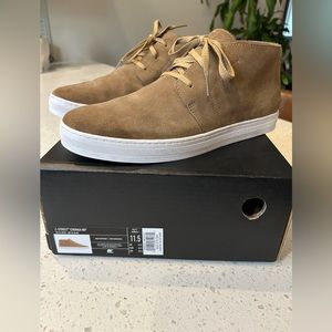 Sorel Men's C-Street Chukka WP Sneakers
Size 11.5